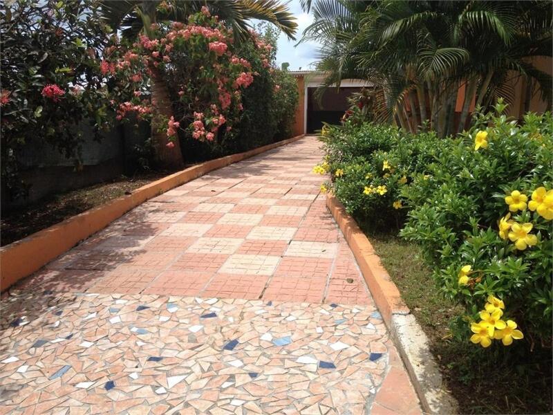 Le Nil Appartement Cosy Tout Confort Baie-Mahault Exteriör bild