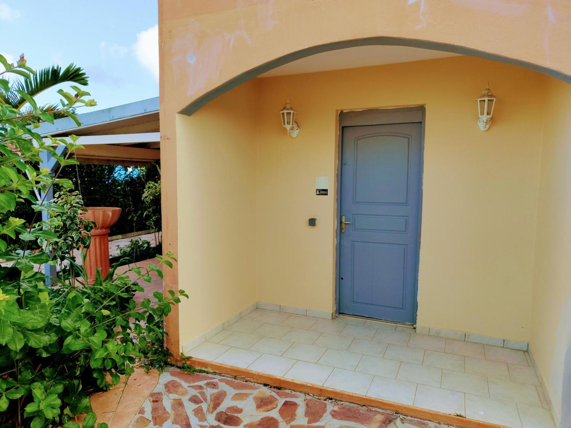 Le Nil Appartement Cosy Tout Confort Baie-Mahault Exteriör bild
